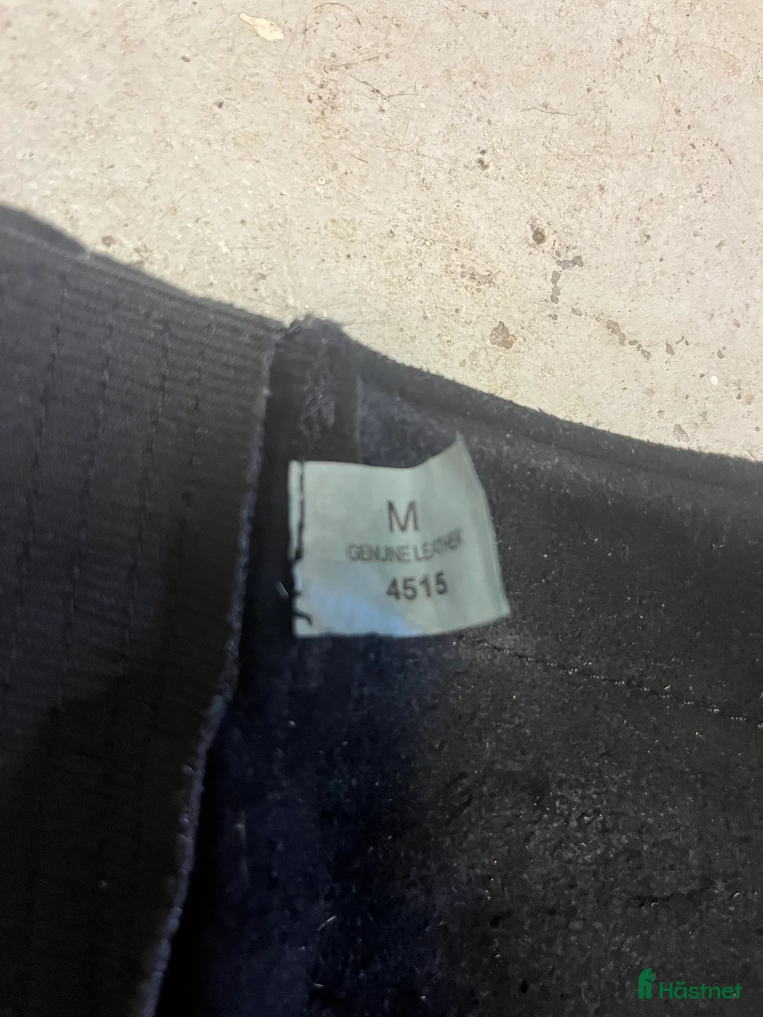 Övrig Ryttarutrustning ryttarutrustning till salu: Shortchaps storlek M i Uppsala - Annons 3