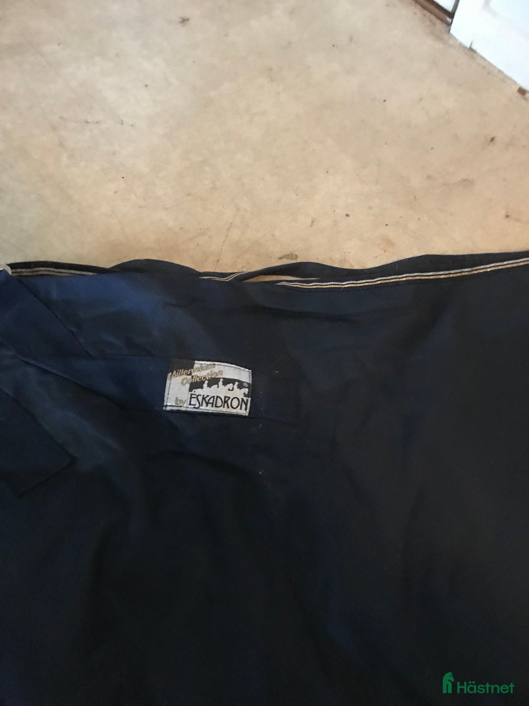 Täcken hästutrustning till salu: 3 st regntäcke från eskadron i Herrljunga - Annons 8