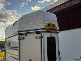 Hästtransporter fordon & transport till salu: Boj Bravo 220EH Fronturlastning NYBESIKTIGAD UA - Annons 5