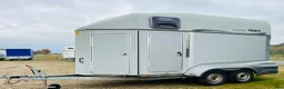 Hästtransporter  fordon & transport till salu: Thule Excellent - Annons 1