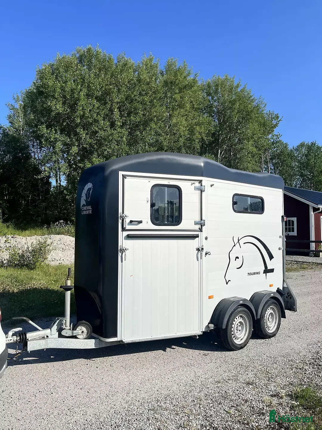 Hästtransporter  fordon & transport till salu: CHEVAL LIBERTÉ TOURING 2019  - Annons 4