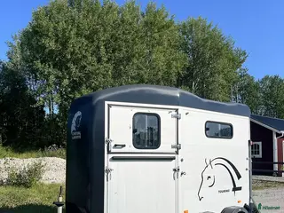 Hästtransporter fordon & transport till salu: CHEVAL LIBERTÉ TOURING 2019 - Annons 9