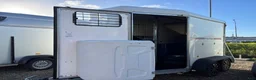 Hästtransporter  fordon & transport till salu: Superfin extrautrustad Fautras Provan Premium - Annons 5