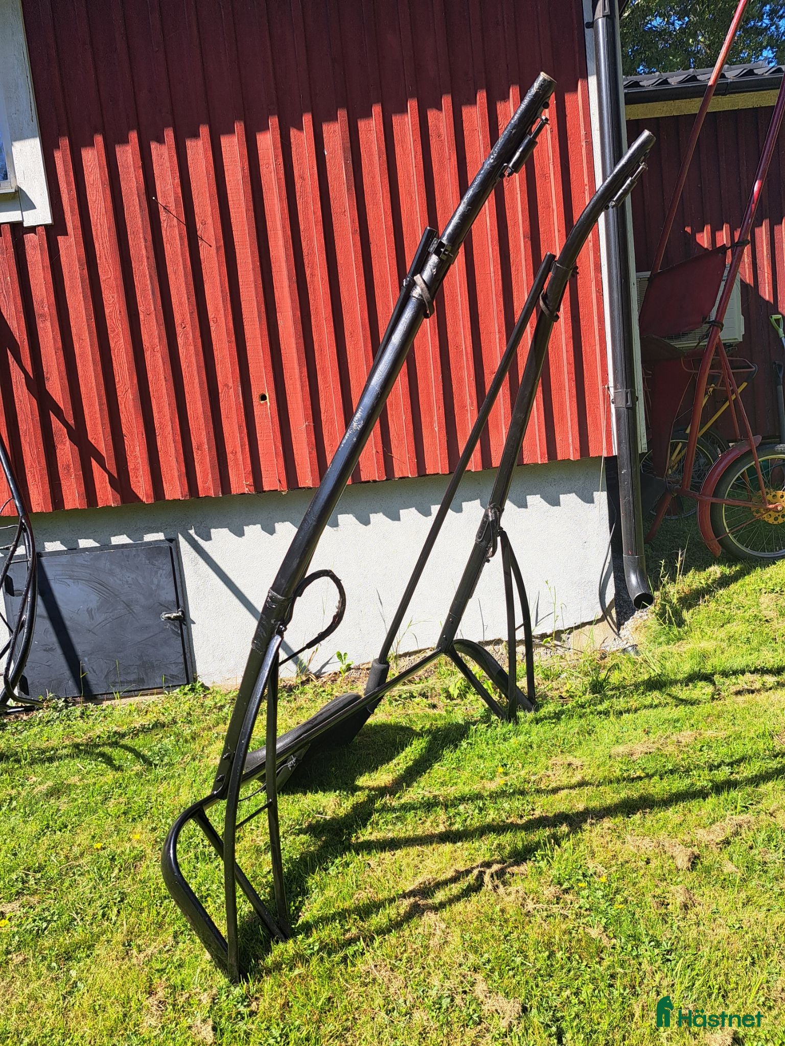 Travsulkys trav till salu: Trav 2 st ponny sulky - Annons 1