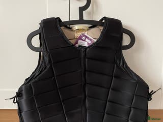 Säkerhetsvästar ryttarutrustning till salu: Race Safe Large i Vetlanda - Annons 6