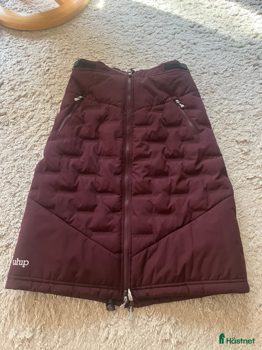 Övrigt Ridkläder ryttarutrustning till salu: Ny Uhip kjol  - Annons 1