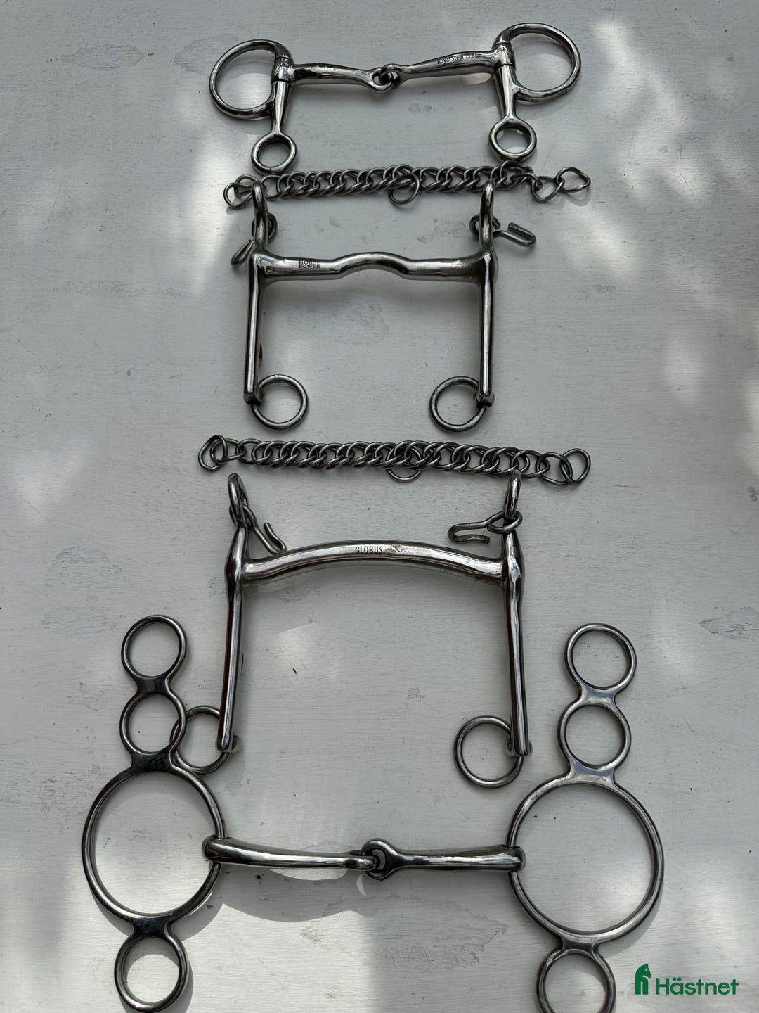 Bett hästutrustning till salu: Olika bett  i Lidingö - Annons 1