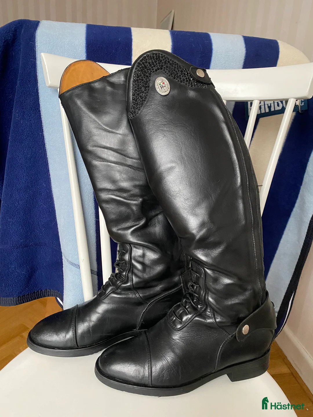 Ridstövlar ryttarutrustning till salu: Svarta läderridstövlar Alex boots i Trollhättan - Annons 1