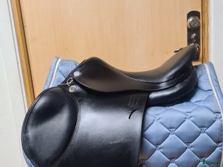 Sadlar hästutrustning till salu: Prestige Roma i Hamneda - Annons 8