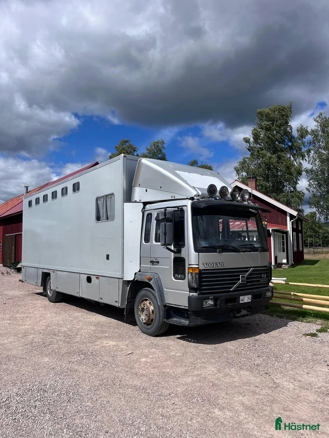 Hästlastbilar  fordon & transport till salu: 5 Hästars lastbil i Djurås - Annons 1