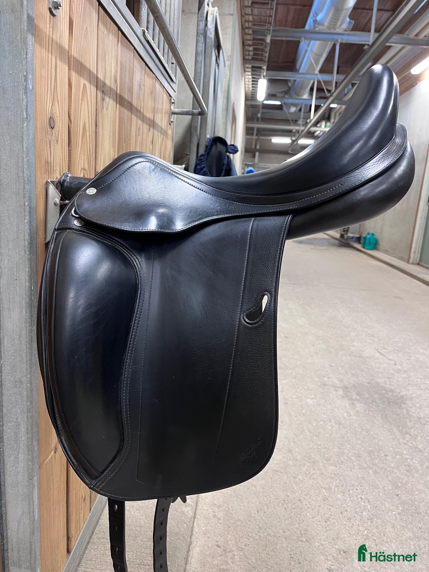 Sadlar hästutrustning Dressyrsadel Equipe Emporio  - Annons 1
