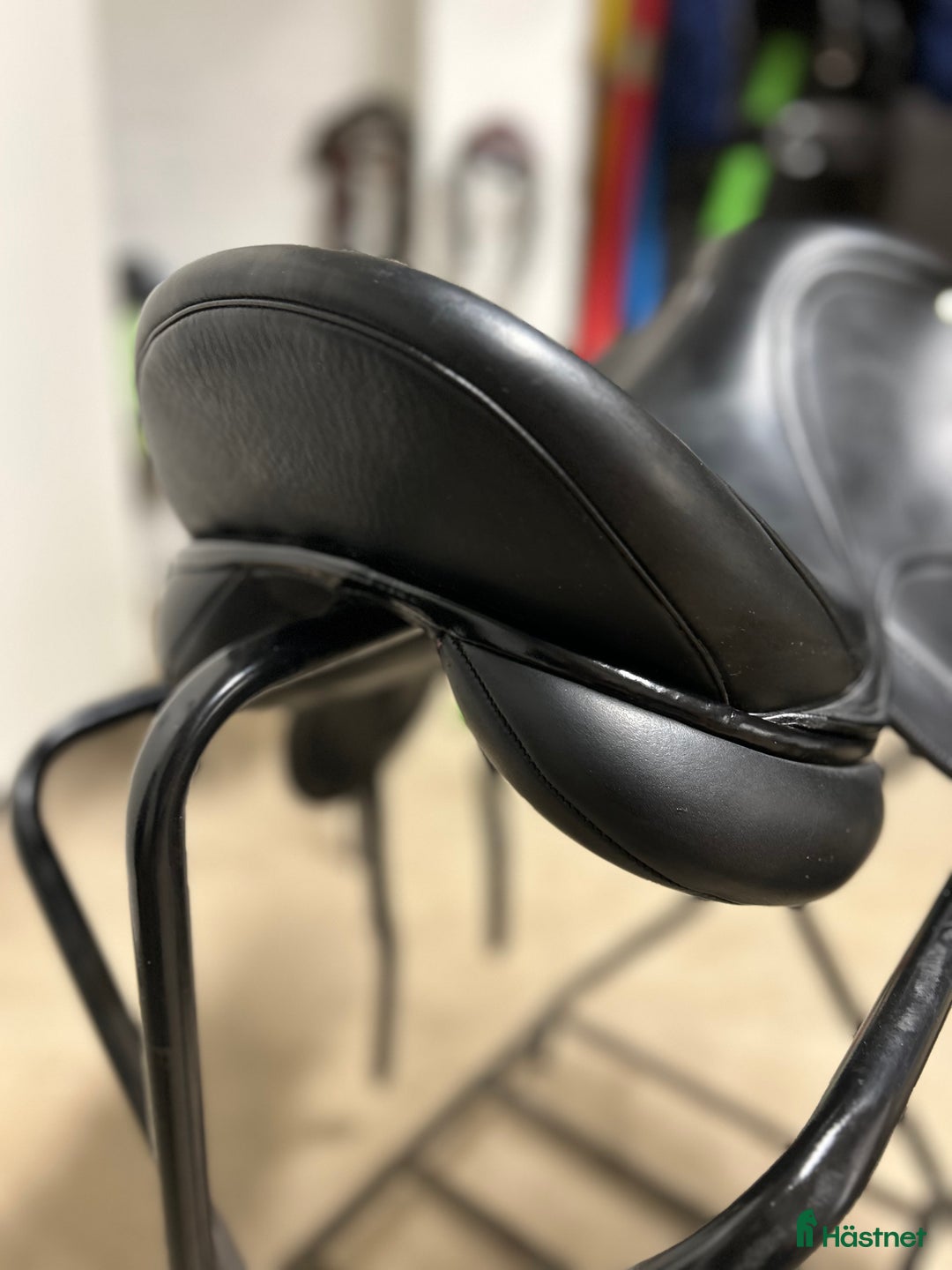 Sadlar hästutrustning till salu: Fantastiskt skön dressyrsadel i Sjuntorp - Annons 3