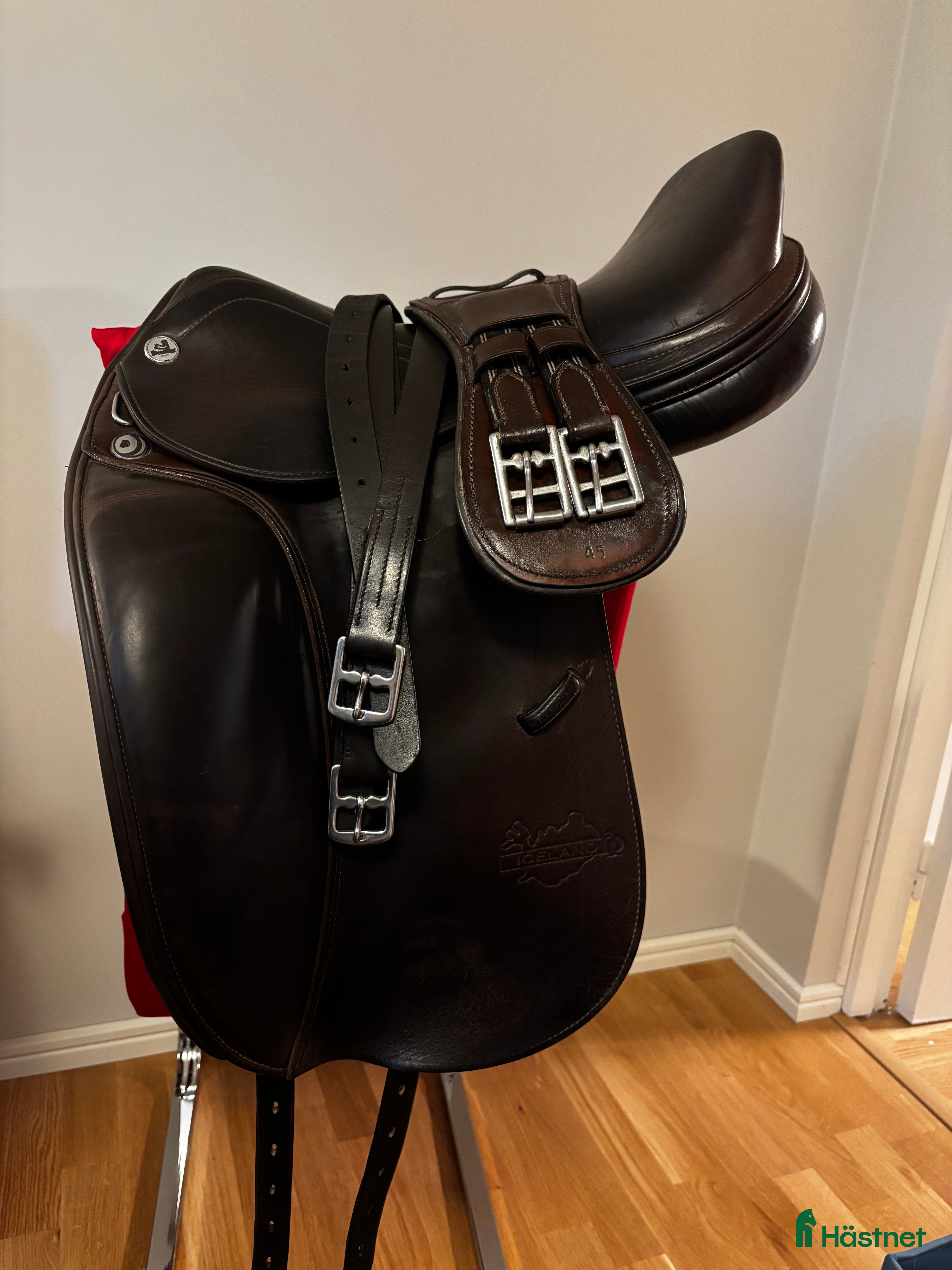 Sadlar hästutrustning Trevlig brukssadel - Annons 1