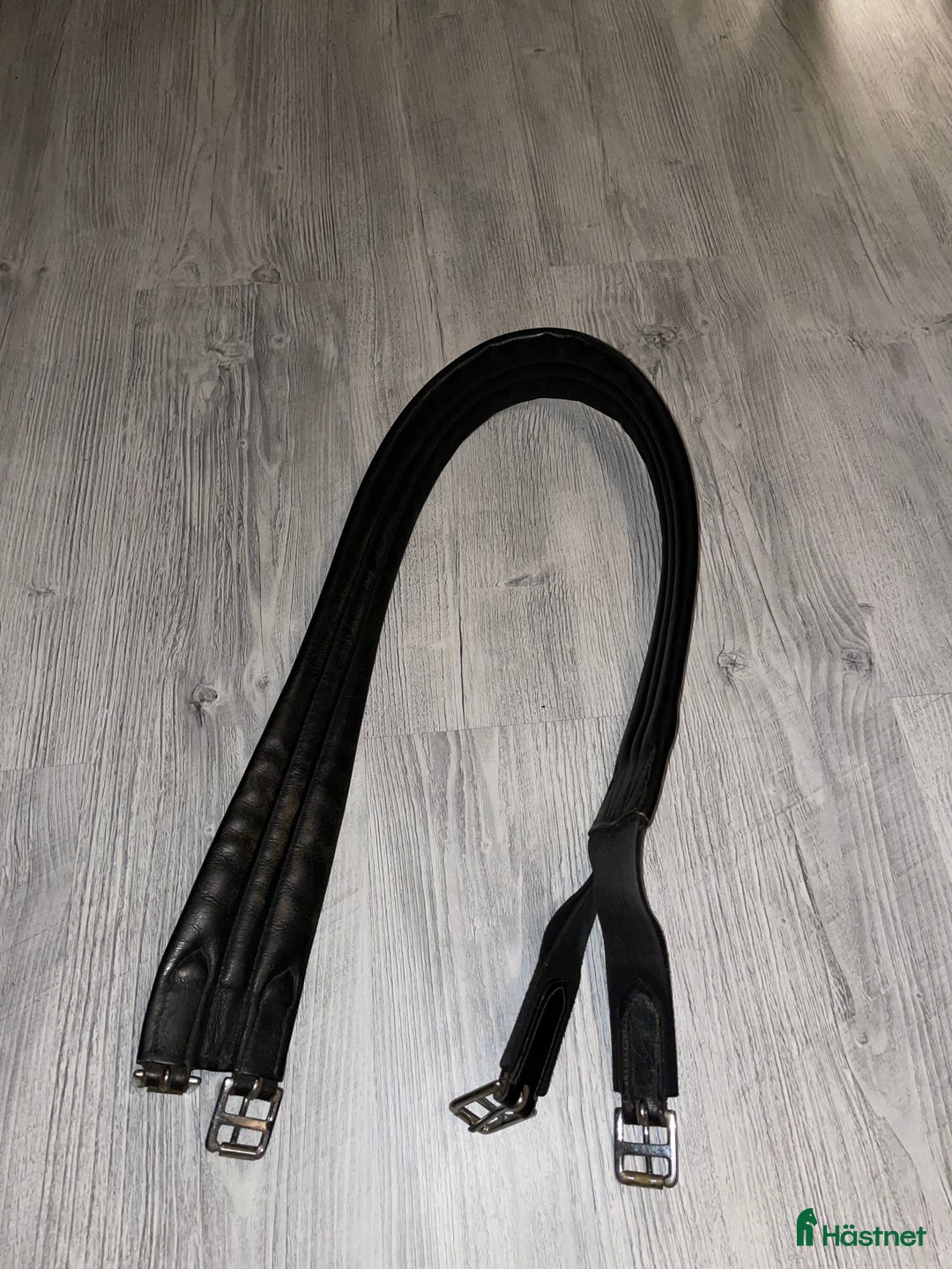 Sadeltillbehör hästutrustning till salu: Sadelgjordar och Schabrak  i Täby - Annons 3