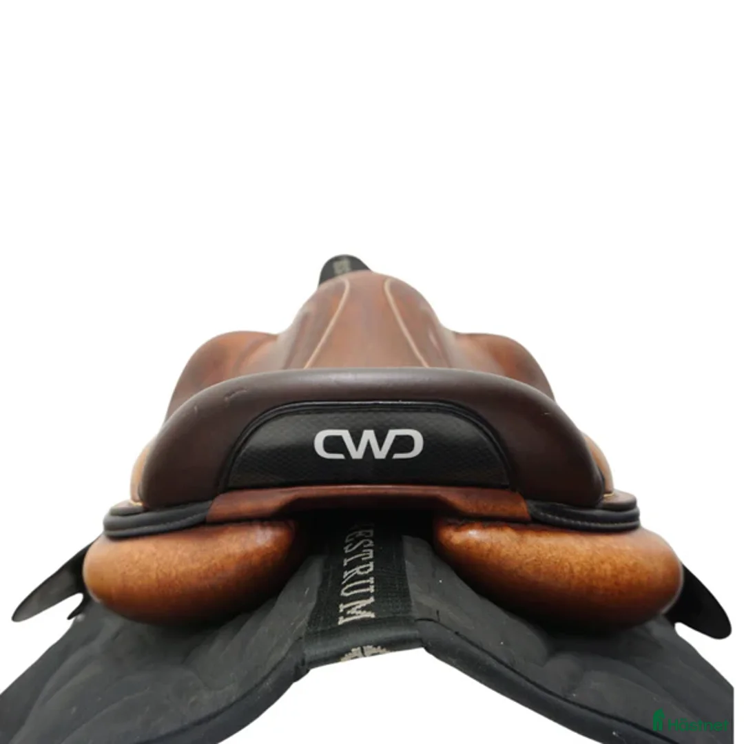 Sadlar hästutrustning till salu: CWD 2Gs Mademoiselle 17" i Upplands Väsby - Annons 5