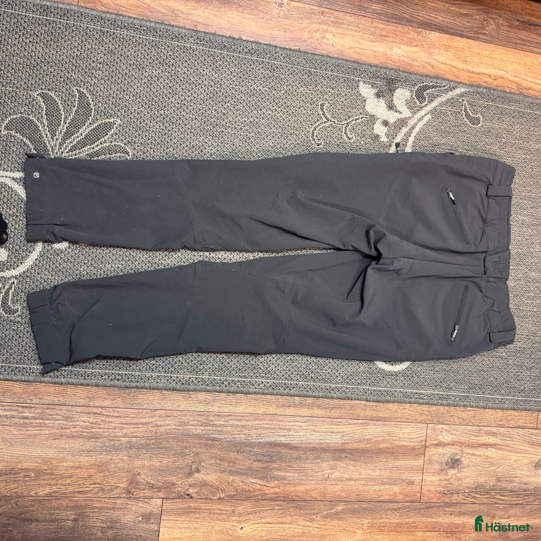 Ridbyxor ryttarutrustning till salu: Uhip Grå i Tollered - Annons 2