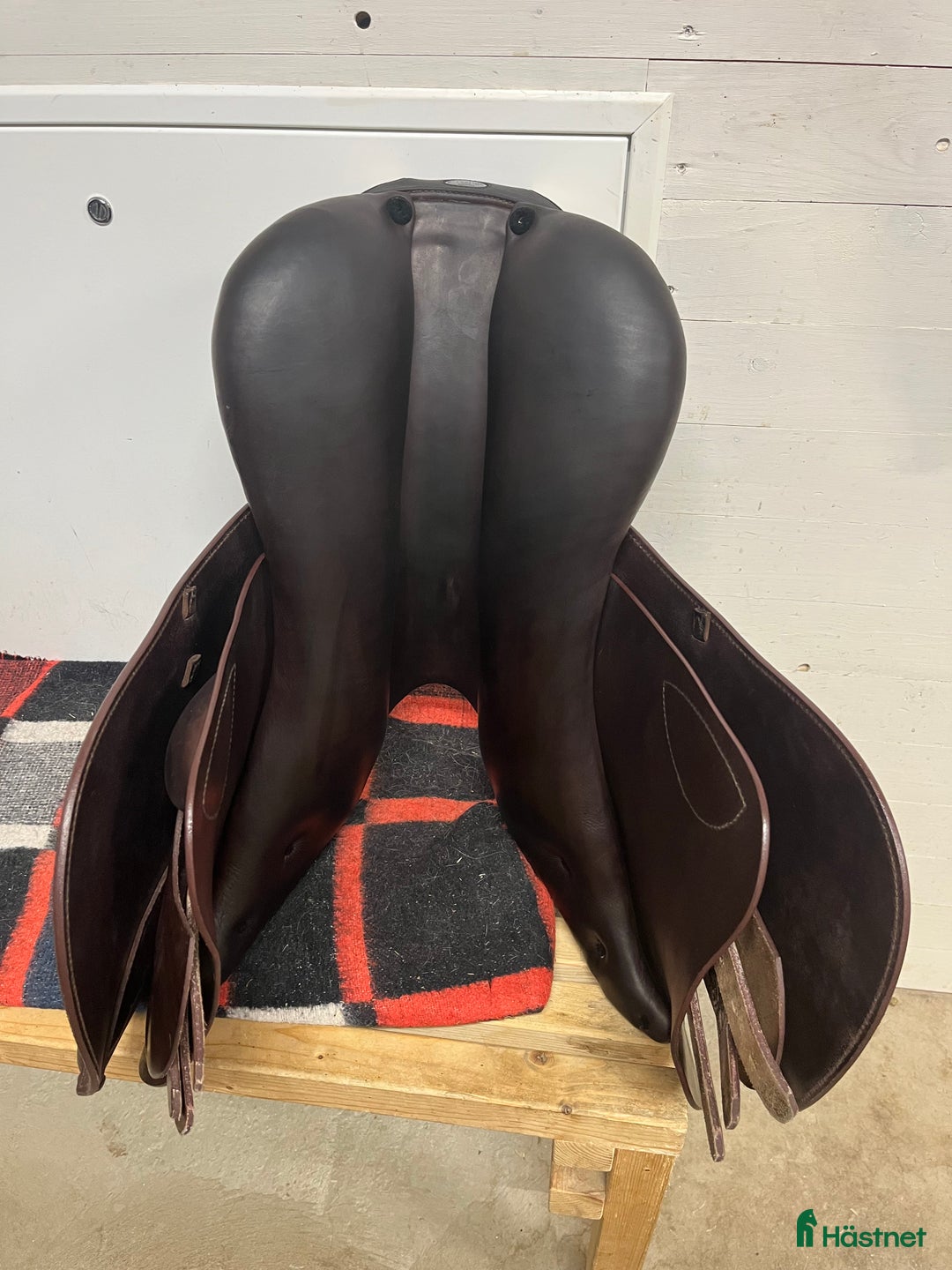 Sadlar hästutrustning till salu: Prestige Paris Classic hoppsadel ”som ny” i Bromma - Annons 5