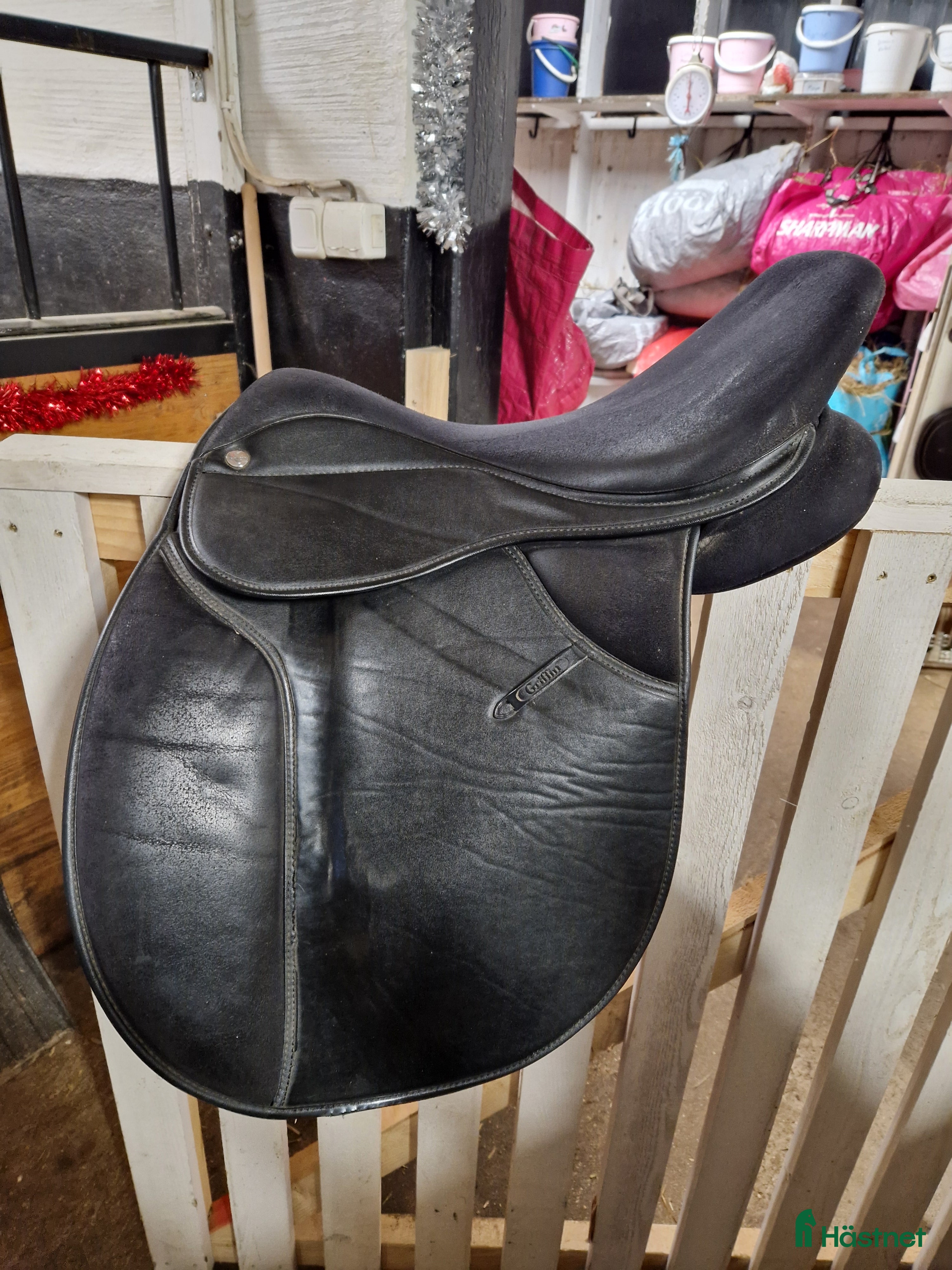 Sadlar hästutrustning till salu: Thorowgood griffin i Motala - Annons 18