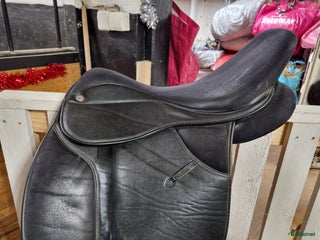 Sadlar hästutrustning till salu: Thorowgood griffin i Motala - Annons 1
