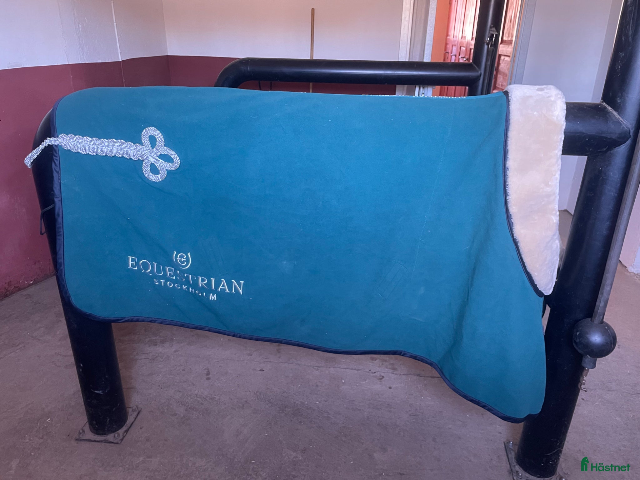 Täcken hästutrustning Equestrian Stockholm täcke  - Annons 12