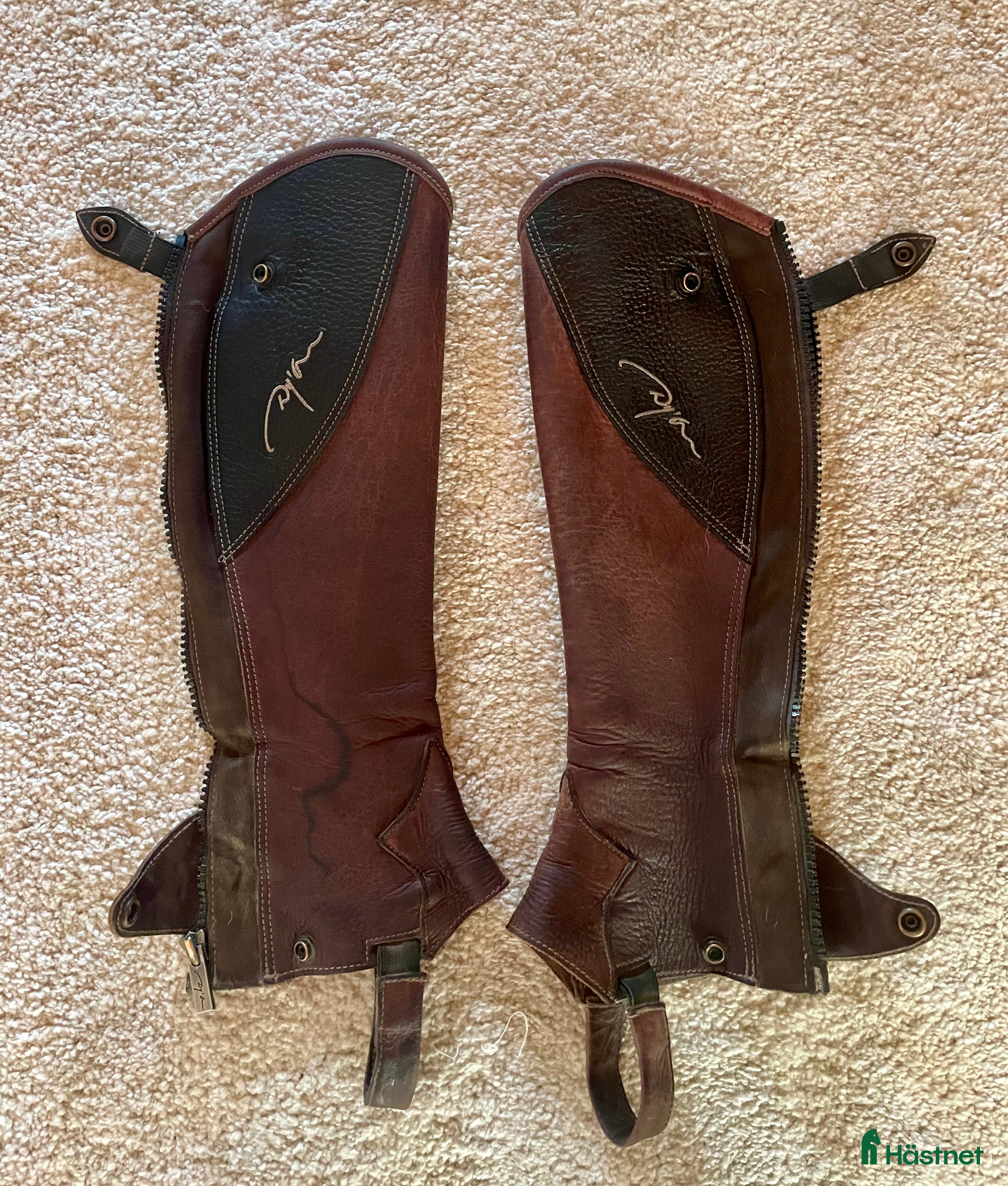 Övrigt Ridkläder ryttarutrustning till salu: Dyòn short chaps i Billdal - Annons 1