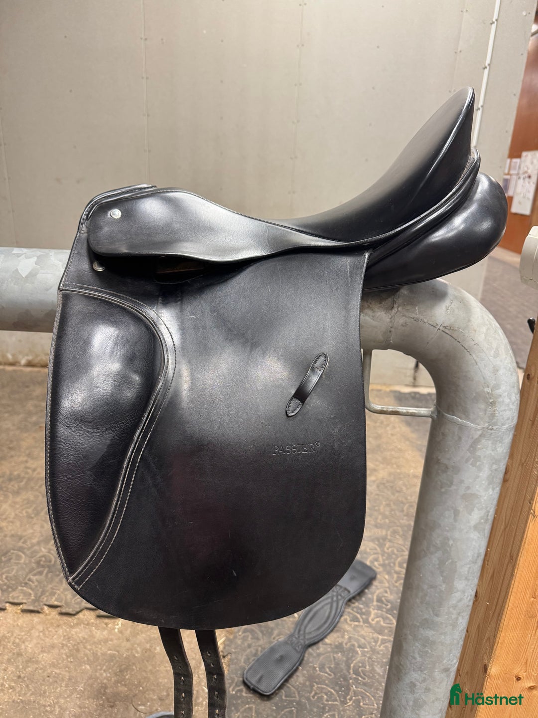 Sadlar hästutrustning till salu: Fin Dressyrsadel i Nybro - Annons 2