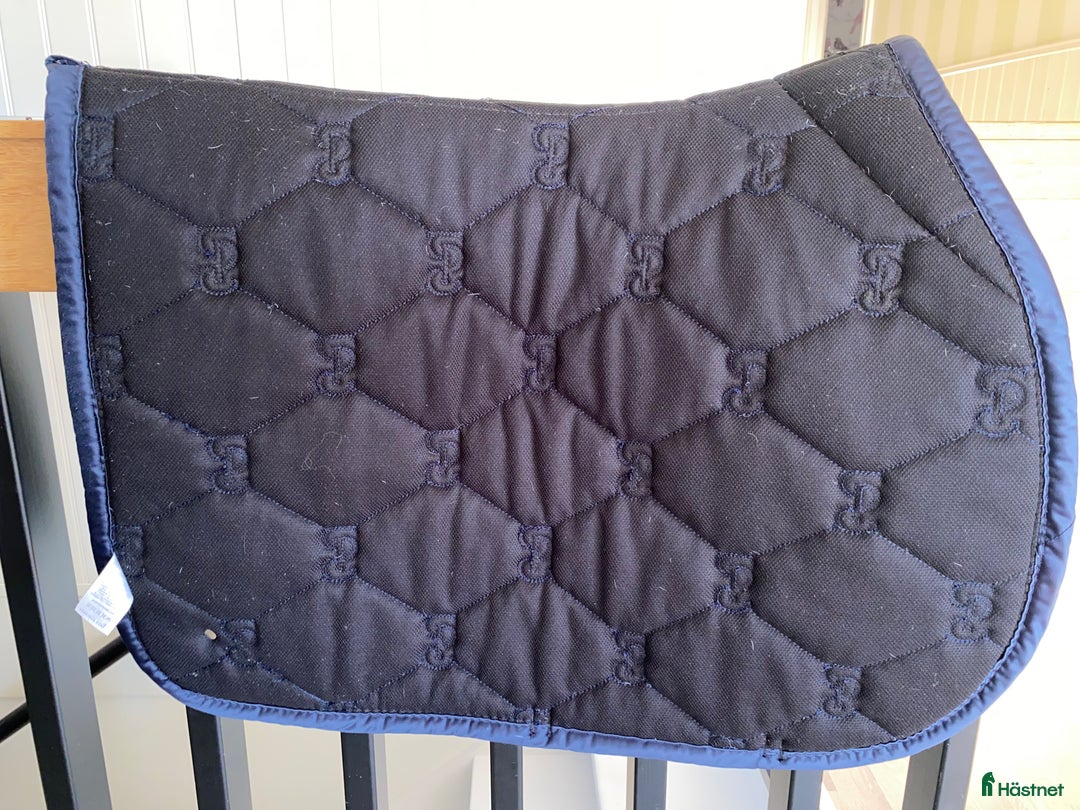 Schabrak & Vojlockar hästutrustning till salu: Navy Ps schabrak  i Uddevalla - Annons 3