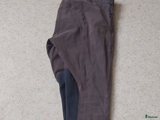 Ridbyxor ryttarutrustning till salu: Ridbyxor i Veddige - Annons 4