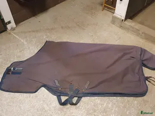 Täcken hästutrustning Horseware Amigo Hero 6 plus heavy 6.3/140 i Tranås - Annons 1