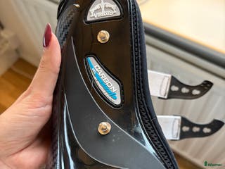 Benskydd hästutrustning till salu: Svarta Veredus carbon gel Vento M i Grangärde - Annons 6