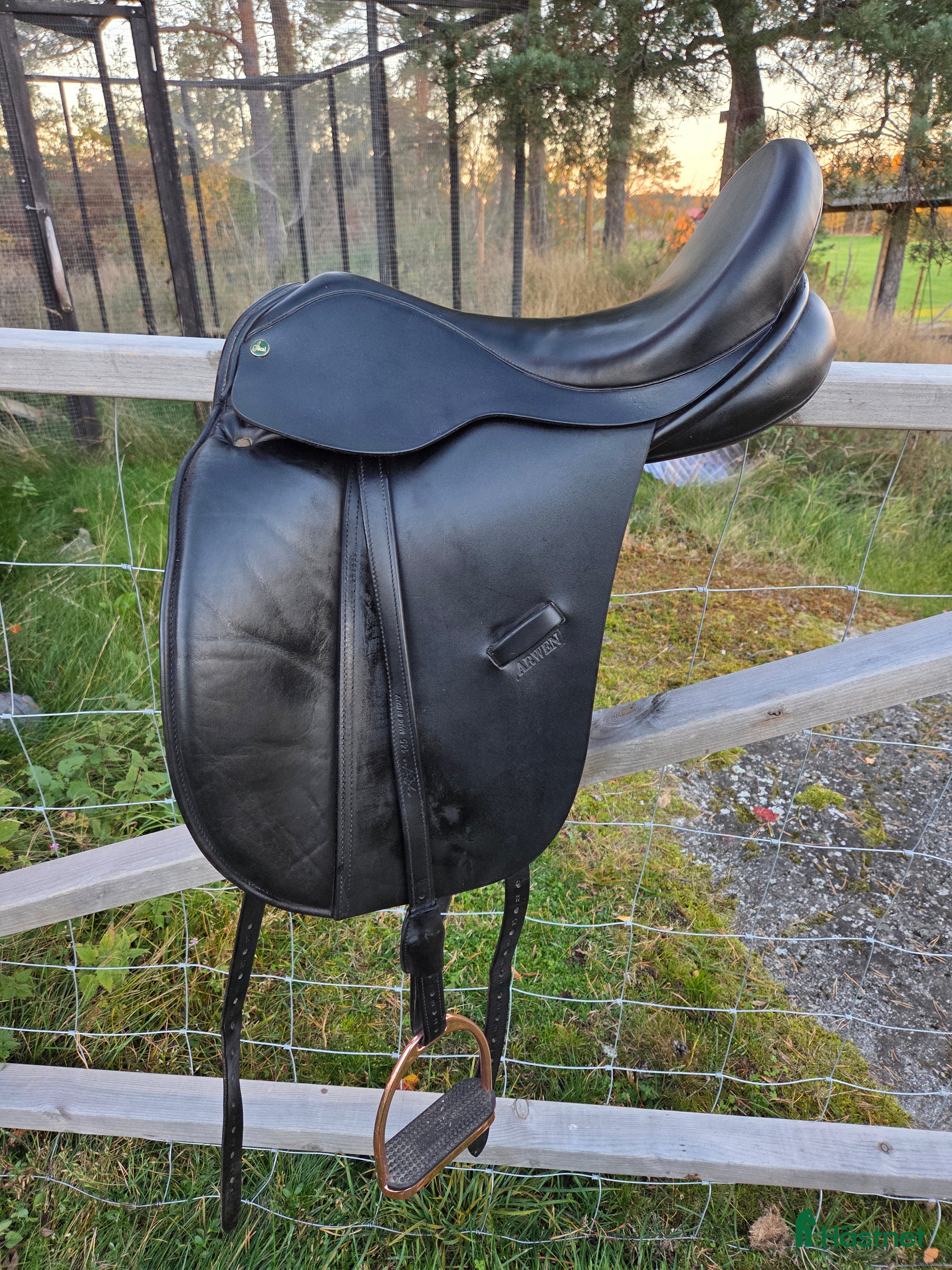 Sadlar hästutrustning till salu: Dressyrsadel  i Vikbolandet - Annons 2