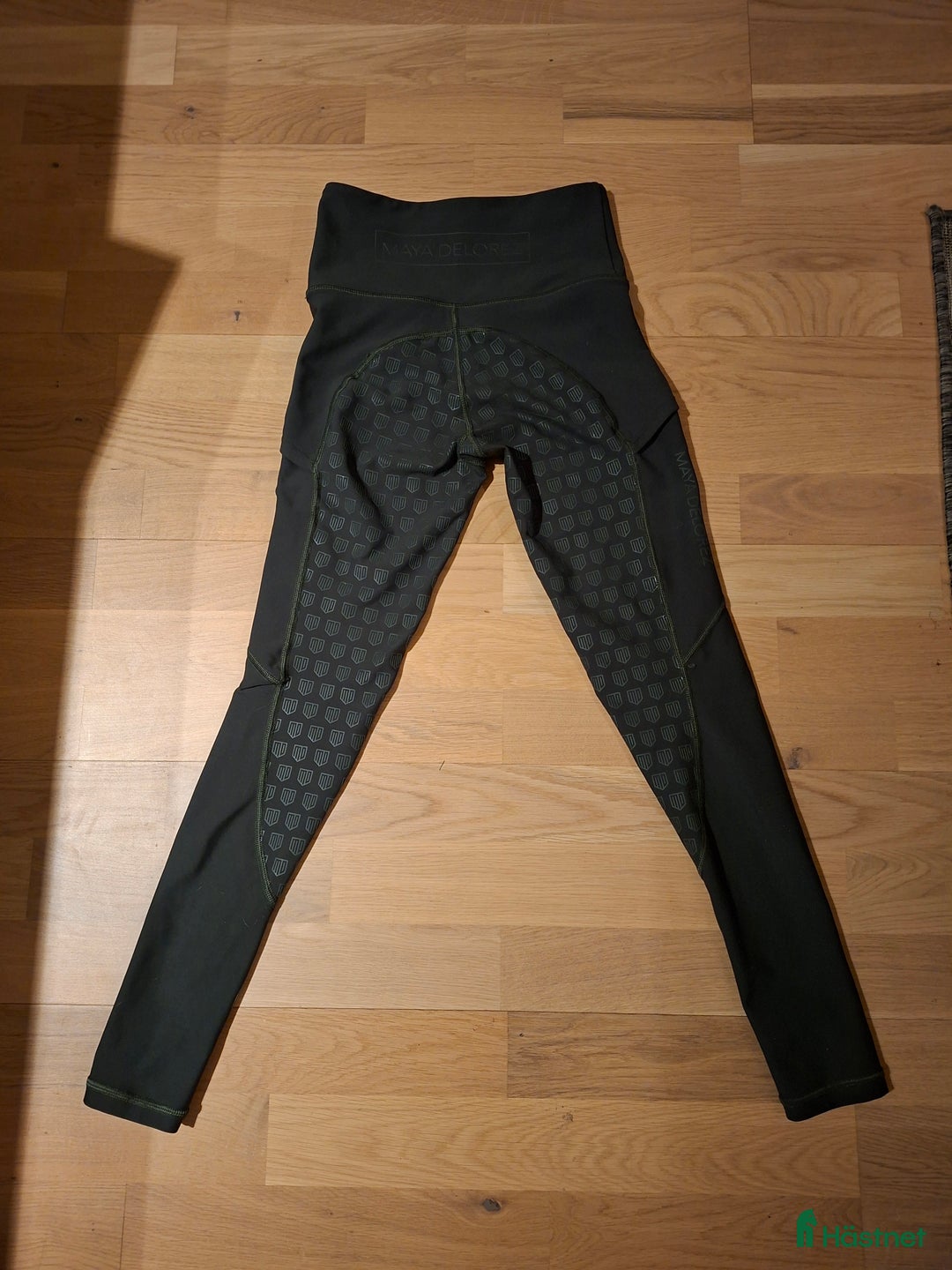 Ridbyxor ryttarutrustning till salu: Maya delorez ridbyxor i Örebro - Annons 3