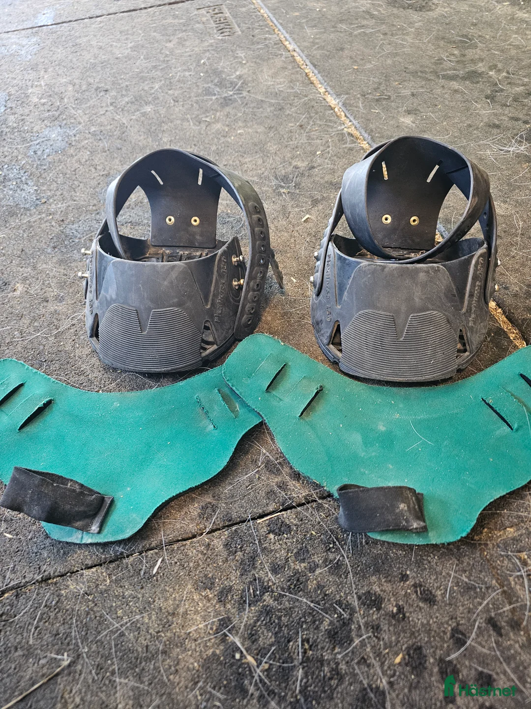 Övrig Hästutrustning hästutrustning till salu: Flex hoof boots 130 - Annons 1