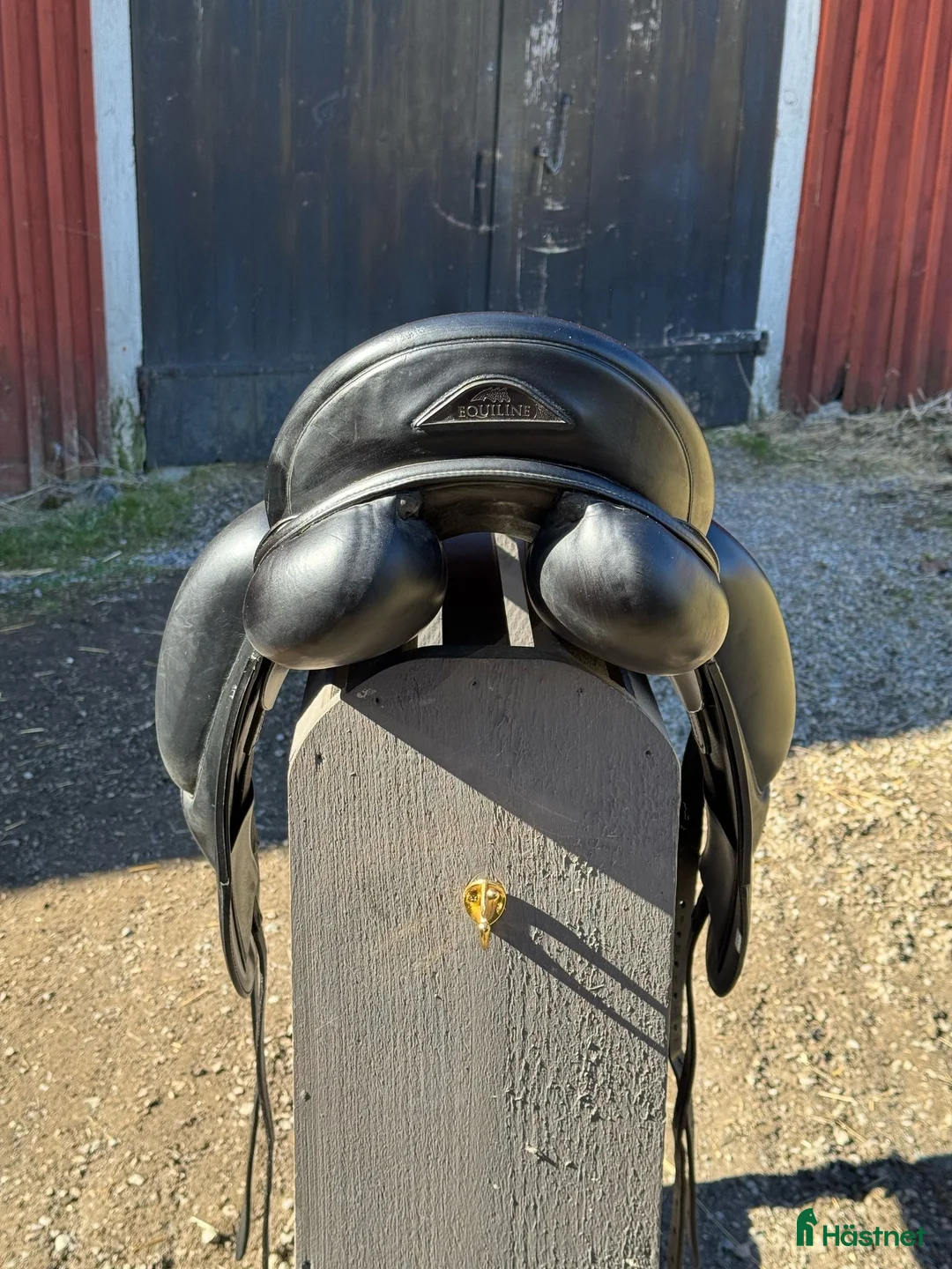 Sadlar hästutrustning till salu: Dressyrsadel Equiline  i Sparreholm - Annons 4