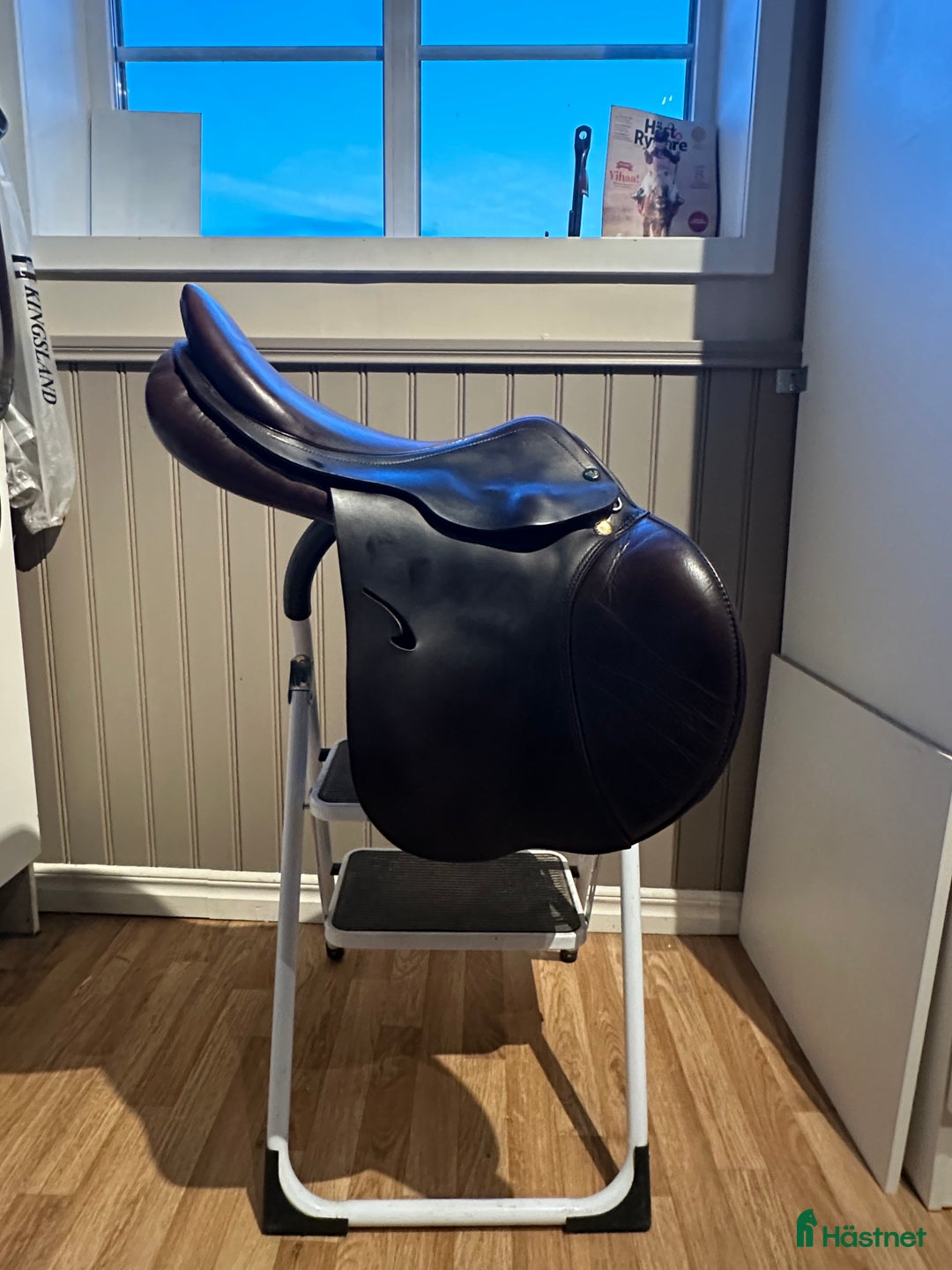 Sadlar hästutrustning till salu: Prestige Roma jump i Nacka - Annons 1