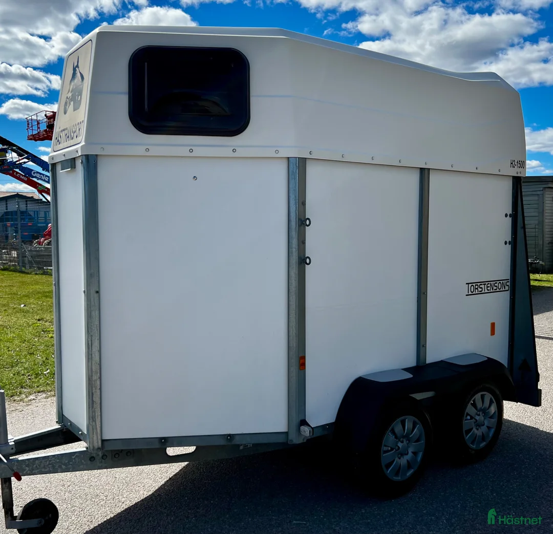 Hästtransporter  fordon & transport till salu: Värmlandsvagnen Gaupen H2 - Annons 2