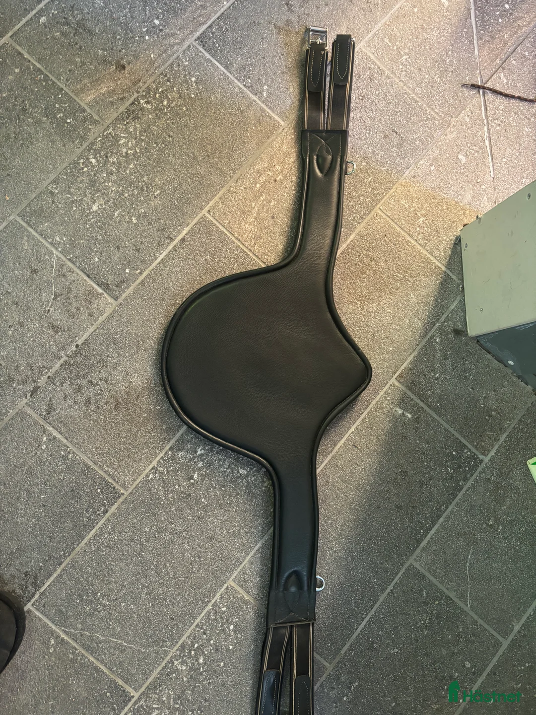 Sadeltillbehör hästutrustning till salu: Svart sadelgjord Fairfield 120cm - Annons 4