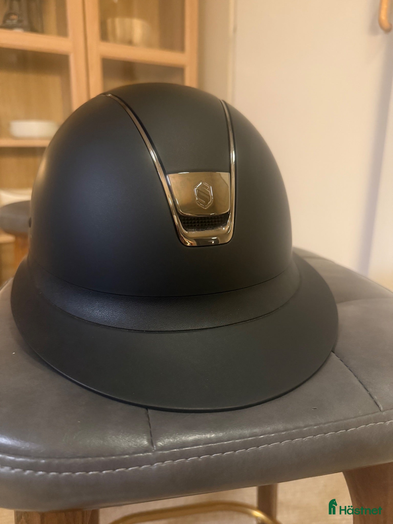 Hjälmar ryttarutrustning till salu: Samshield Miss Shield Shadowmatt  - Annons 2