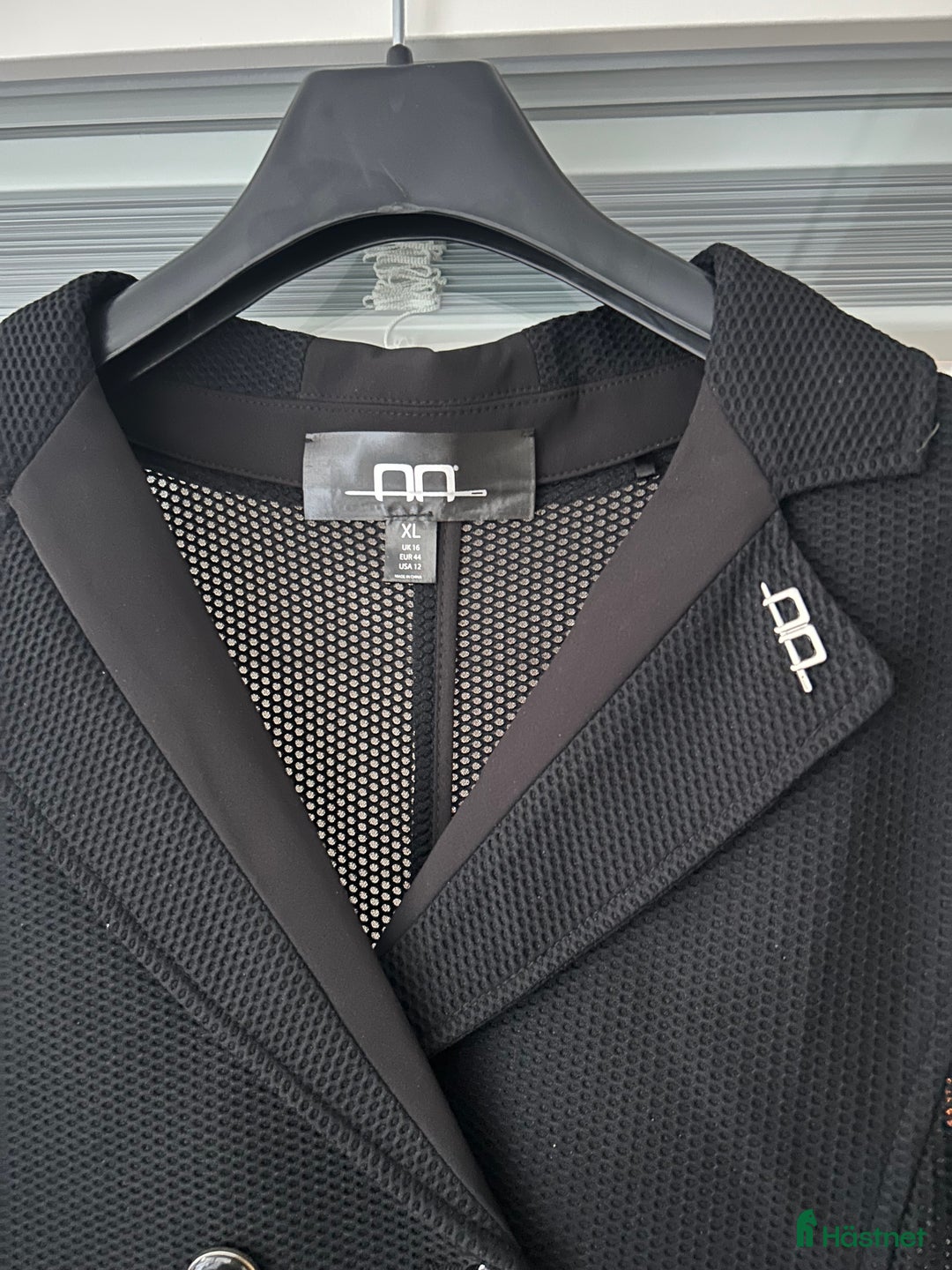 Jackor & Kavajer ryttarutrustning till salu: Fin Dressyrfrack i nyskick i Tranås - Annons 2