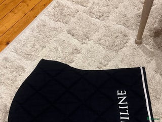 Schabrak & Vojlockar hästutrustning till salu: Equiline schabrak i Sköndal - Annons 1