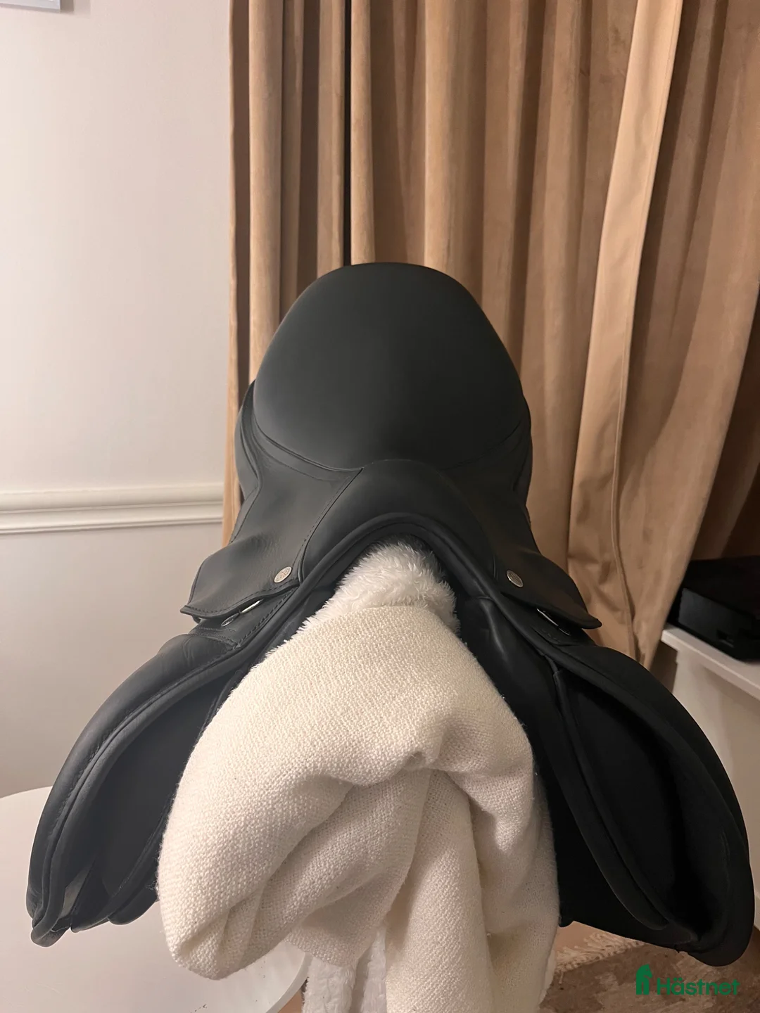 Sadlar hästutrustning till salu: Svart Hoppsadel i Hackås - Annons 2