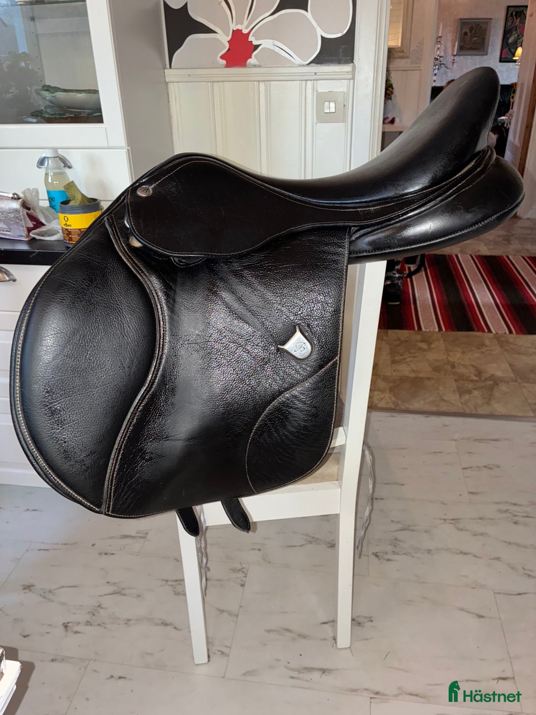 Sadlar hästutrustning till salu: Fin Bates hoppsadel  - Annons 2