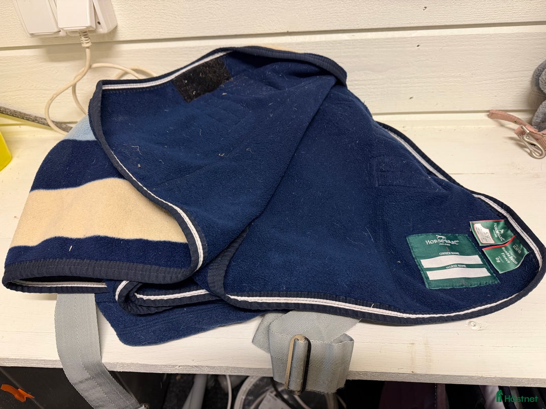 Täcken hästutrustning till salu: Horseware Rambo deluxe fleece 125cm i Henån - Annons 2