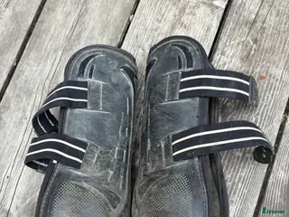 Övrig Hästutrustning hästutrustning till salu: Benskydd fram i Västra Frölunda - Annons 1