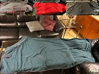 Täcken hästutrustning till salu: Fleecetäcken 145 cm - Annons 4