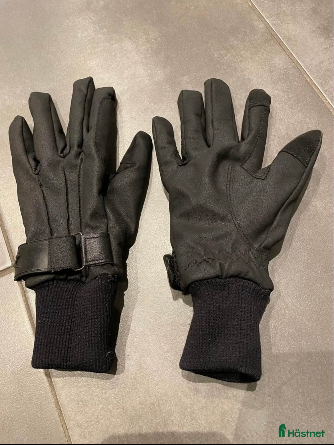 Övrigt Ridkläder ryttarutrustning till salu: Vinterridhandskar strl 7 i Segeltorp - Annons 3