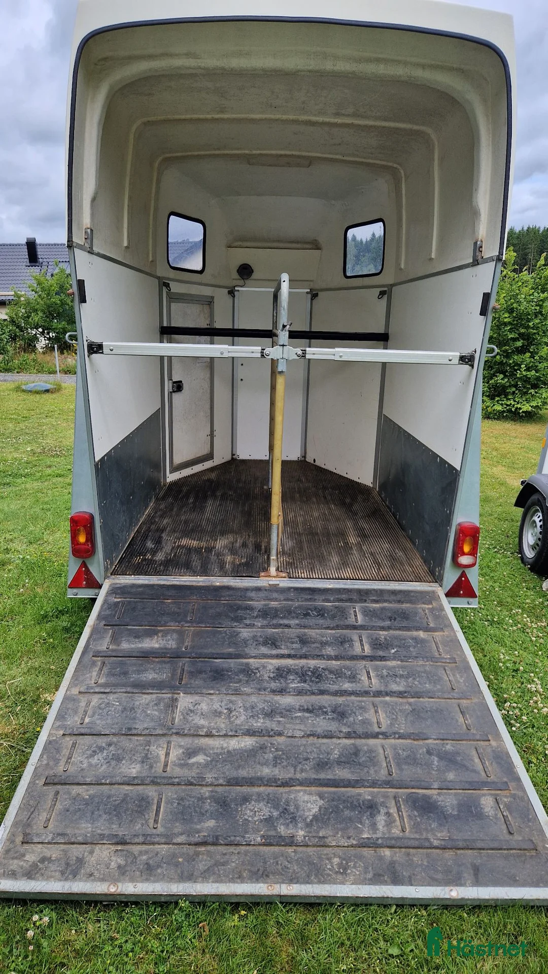 Hästtransporter  fordon & transport till salu: Nyrenoverad Thule - Annons 2