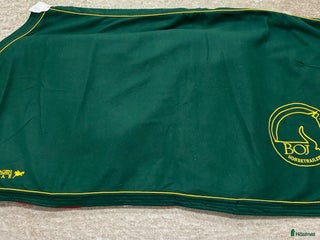 Täcken hästutrustning till salu: Fleecetäcken till ponny i Munsö - Annons 1