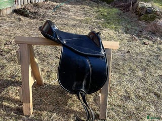 Sadlar hästutrustning till salu: Ponnyputa från Hööks i Aplared - Annons 10