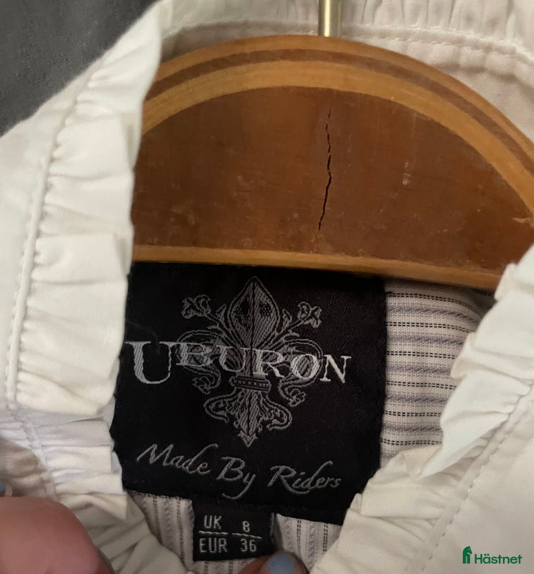 Övrigt Ridkläder ryttarutrustning till salu: 4 olika tävlingströjor, storlek XS, S, 36 i Stigtomta - Annons 3